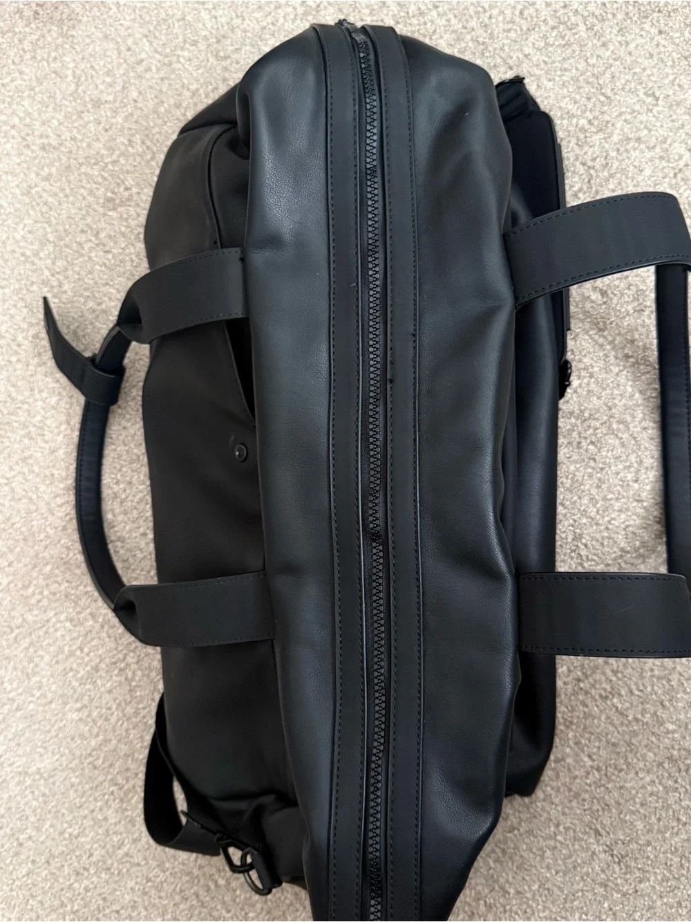CALPAK HUE DUFFLE BAG